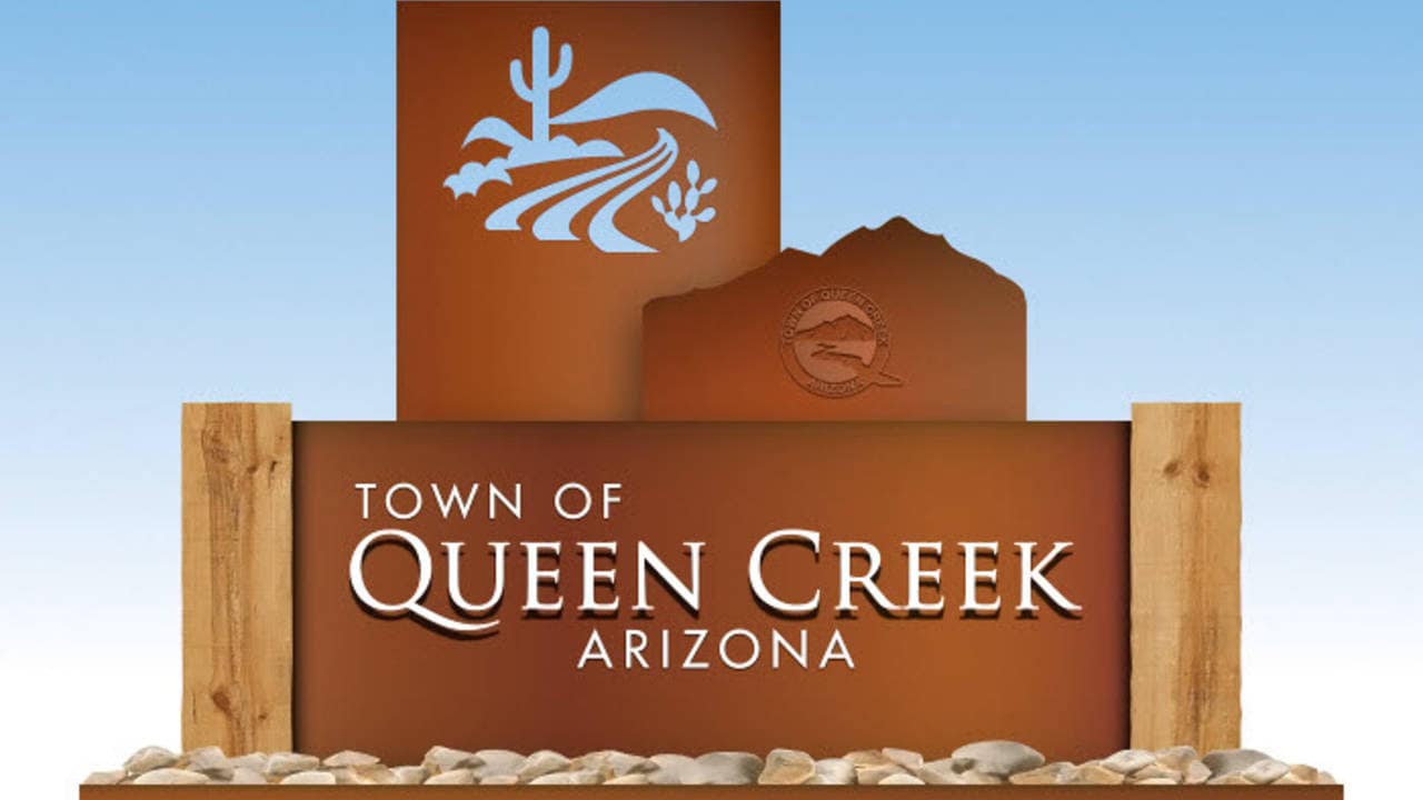 Town of Queen Creek sign