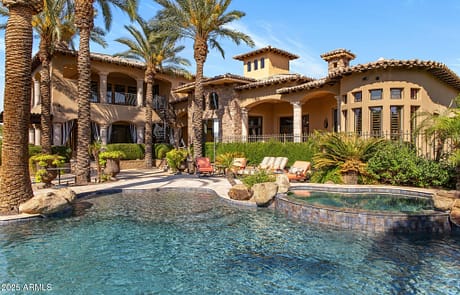 gilbert-window-cleaning-5.jpg Gilbert Arizona window cleaning mansion- Olsen Brothers